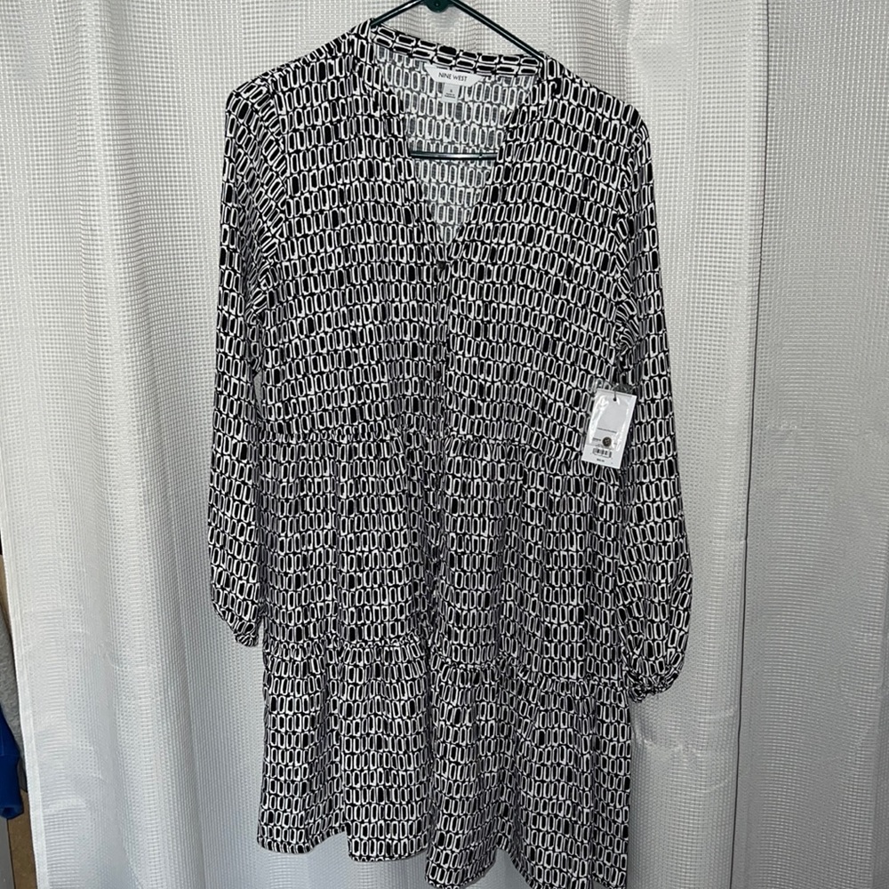 Black & White geometric dress